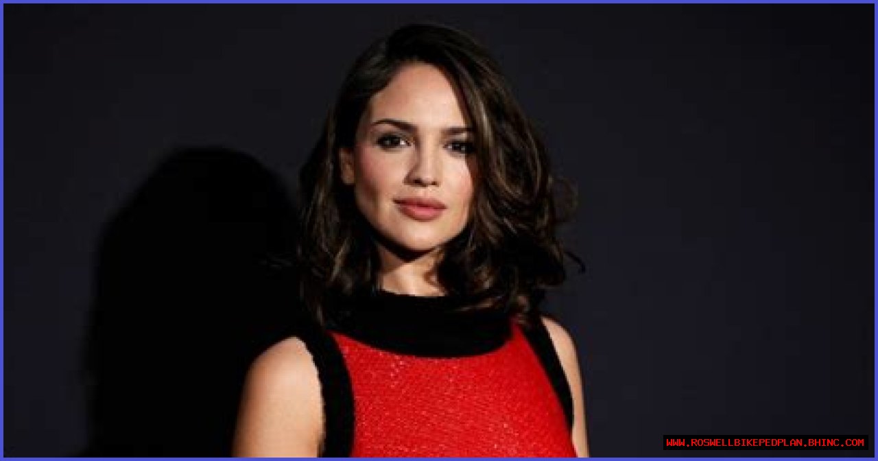Eiza Gonzalez Car Collection: Net Worth, Salary, Age & Boyfriend