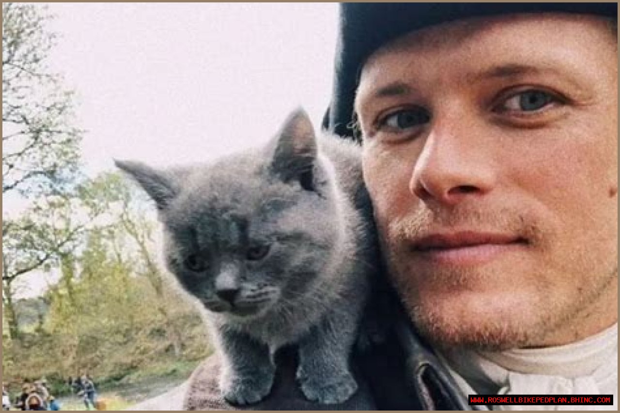 Outlander’s Sam Heughan Blasts Critics After He Reveals He’s On Vacation In Hawaii During Coronavirus Pandemic